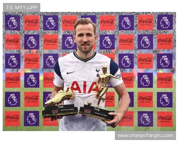 近三年退役的足球巨星回顾：他们的荣耀与未来新篇章